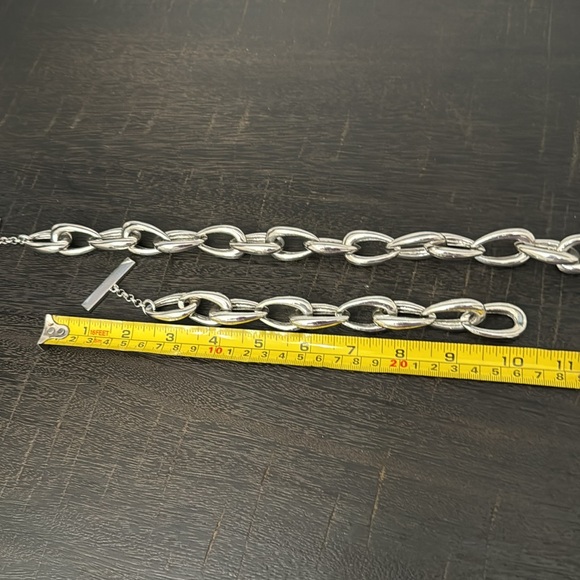 Vince camuto silver chunky neckless and bracelet set - Picture 4 of 5